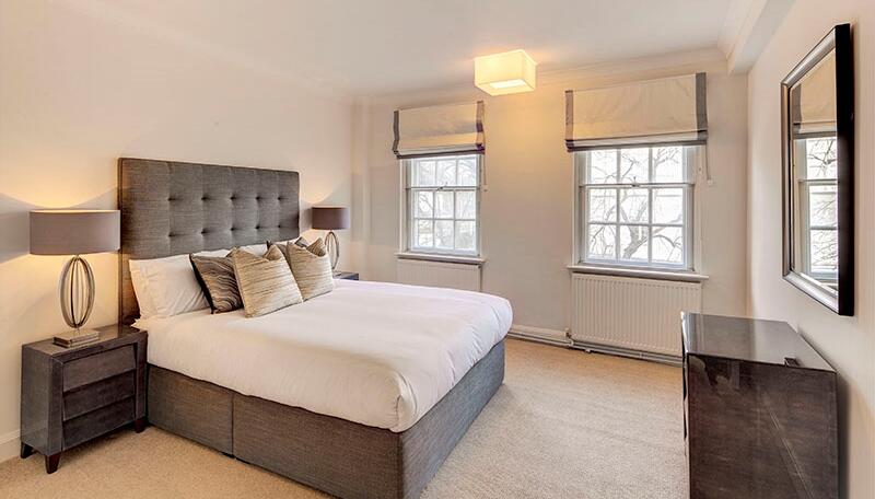 2 bed property in 145 Fulham Road, London
